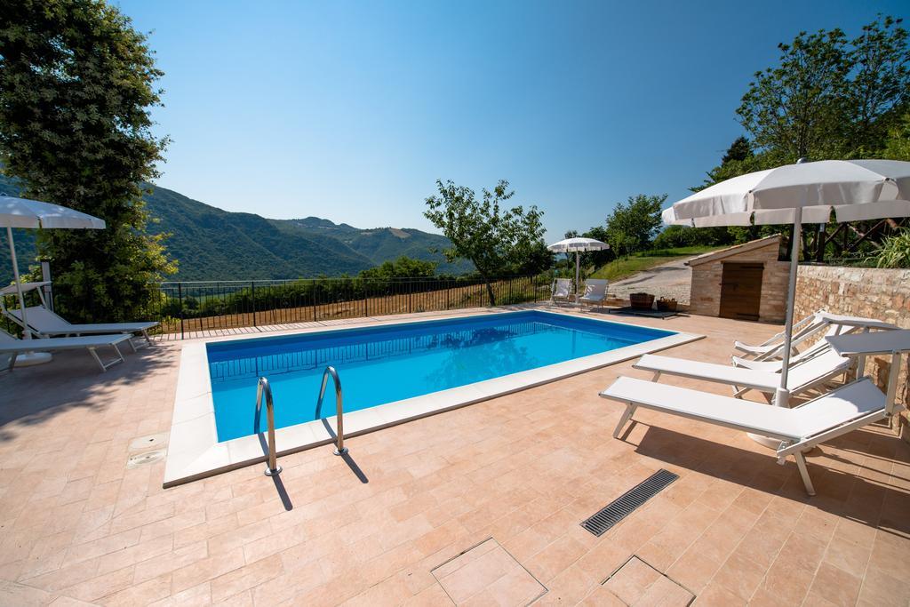 Villa Degli Orti Acqualagna Quarto foto